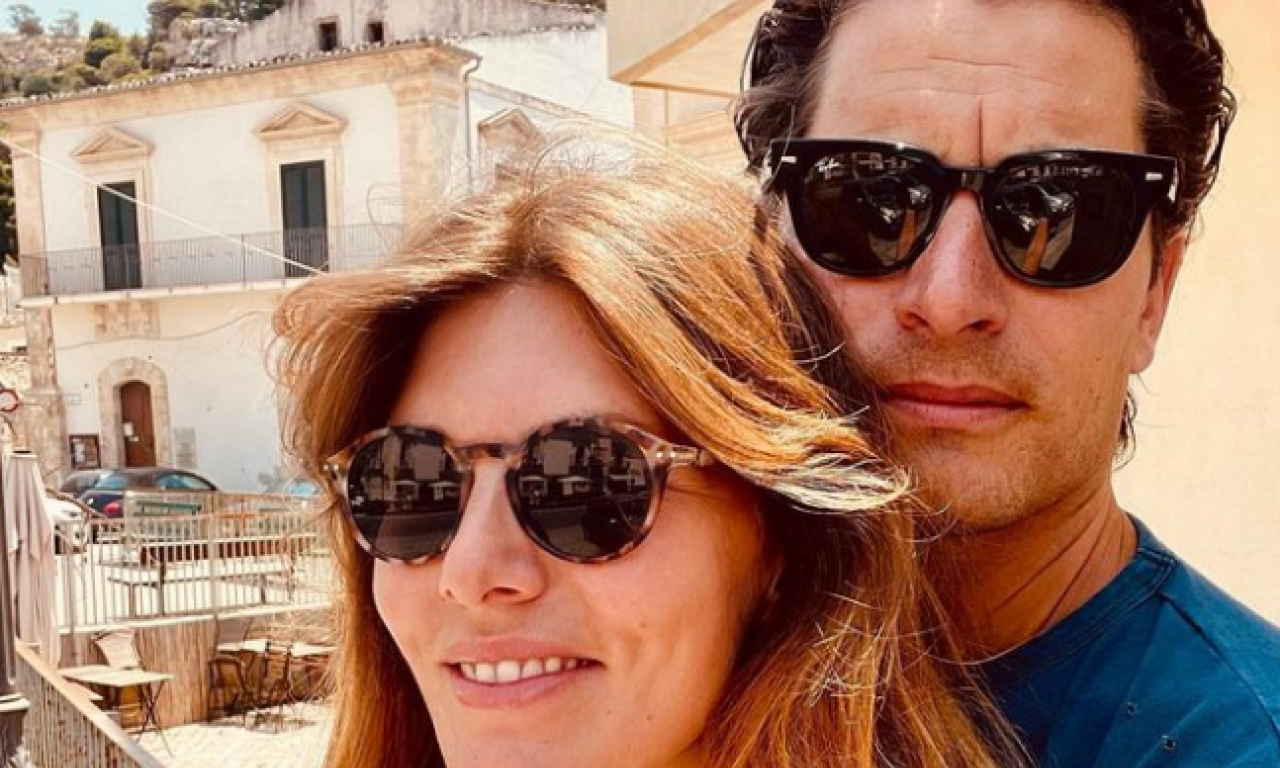 Zavirite u DOM Tamare Dragičević i Petra Benčine: Glumica pokazala kako KUVA RUČAK i ko joj pravi društvo