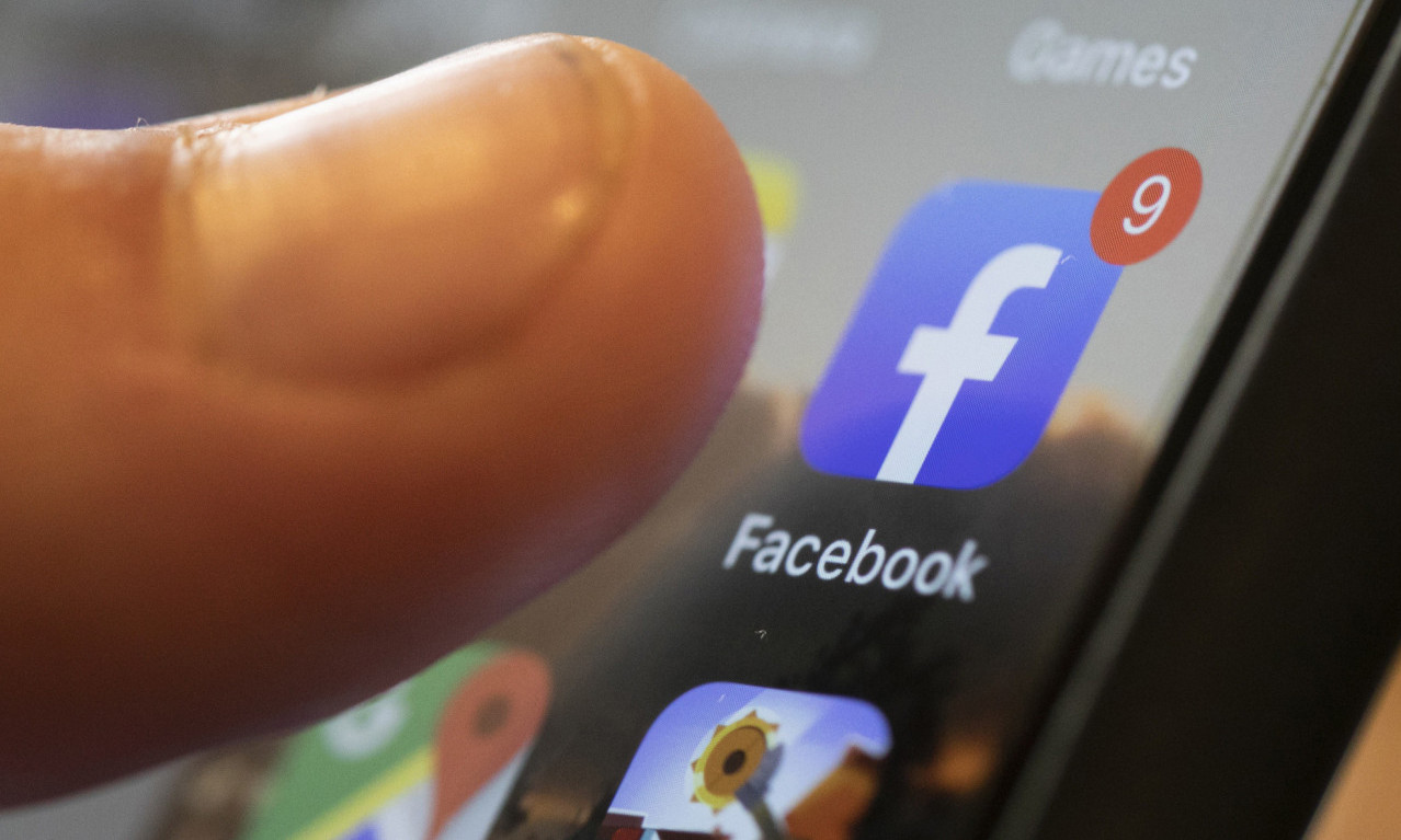 PREVARA! Hitan apel MUP-a: Ako dobijete ovu poruku na Fejsbuku - nikako ne otvarajte