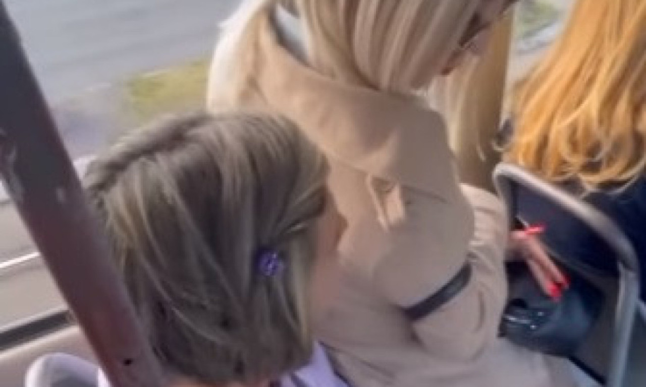 Šta se to sa NAMA DESILO? Scena iz BEOGRADSKOG TRAMVAJA mora da nas zabrine