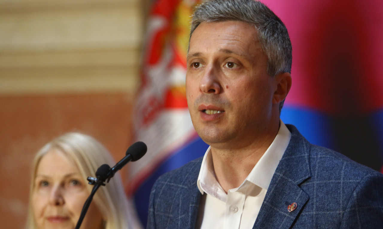 Pljušte OSTAVKE zbog IZBORNOG NEUSPEHA, Obradović nije više predsednik Dveri:Evo šta je poručio stranci