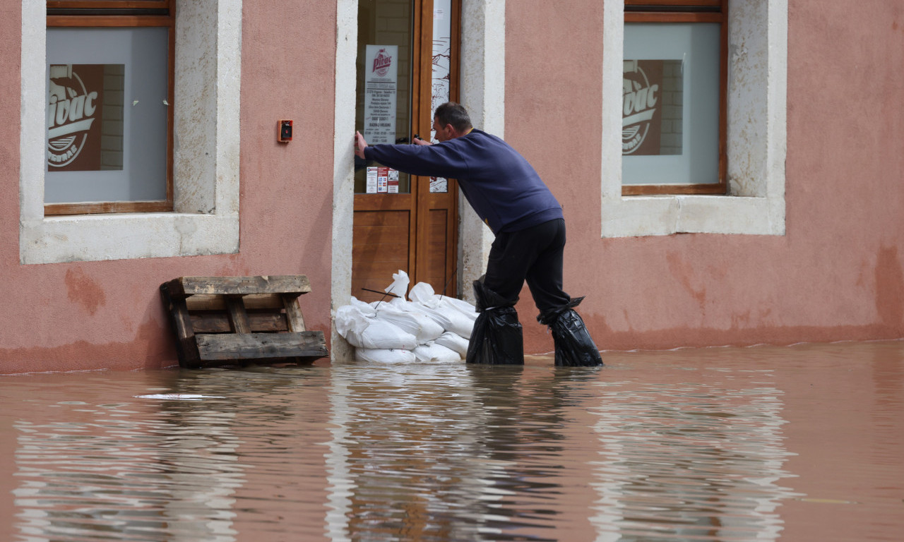 POTOPLJENA HRVATSKA: Dramatično u poplavljenim područjima, a NAJAVLJENE NOVE PADAVINE