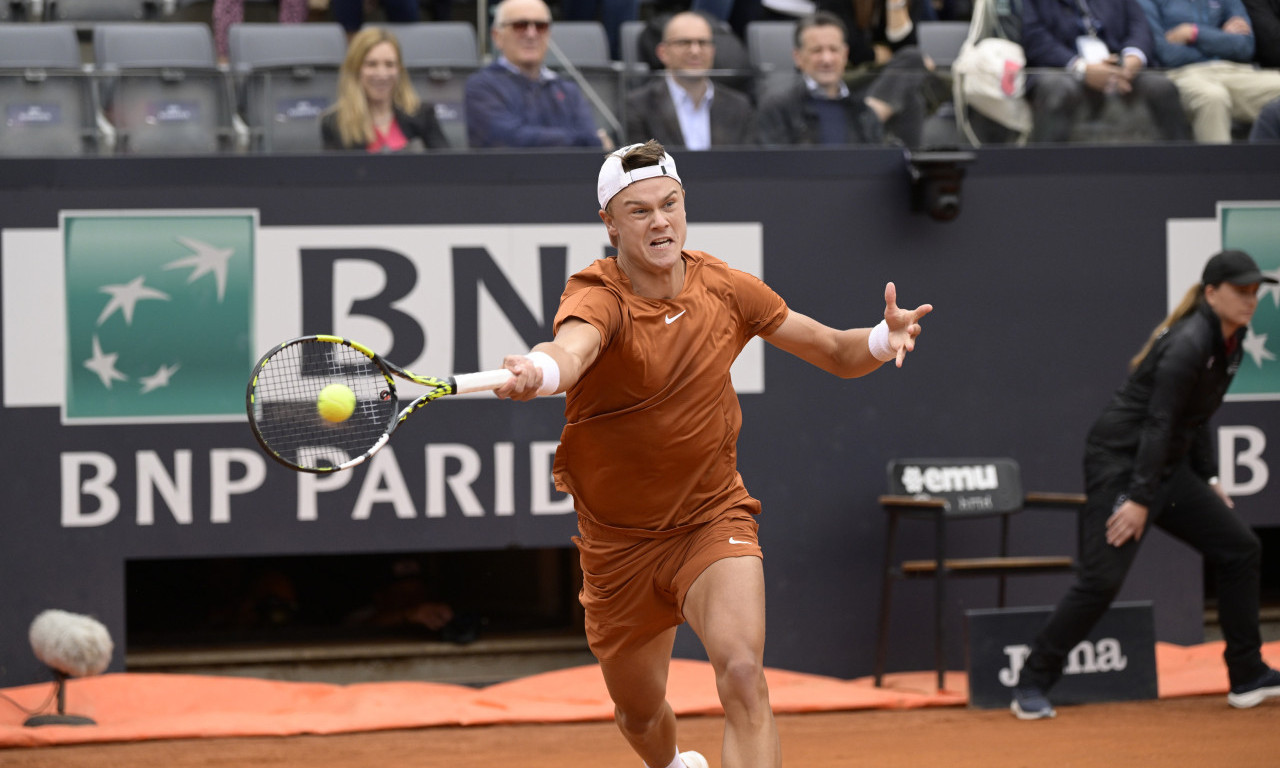 POZNATI PRVI POLUFINALISTI: Rune i Hačanov igraće za finale ATP turnira u Barseloni!