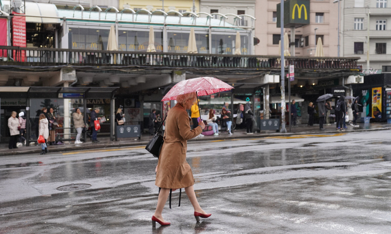 KO NAM JE UKRAO PROLEĆE? I danas PLJUSKOVI I GRMLJAVINA, a najviša temperatura SAMO 20 STEPENI