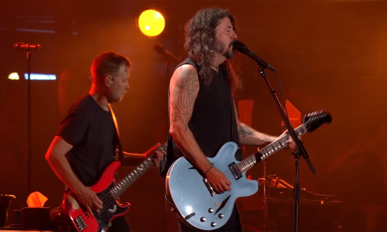 Svedočanstvo LEKOVITIH MOĆI muzike: Foo Fighters NOVI ALBUM posvetili Tejloru Hokinsu i Virdžiniji Grol
