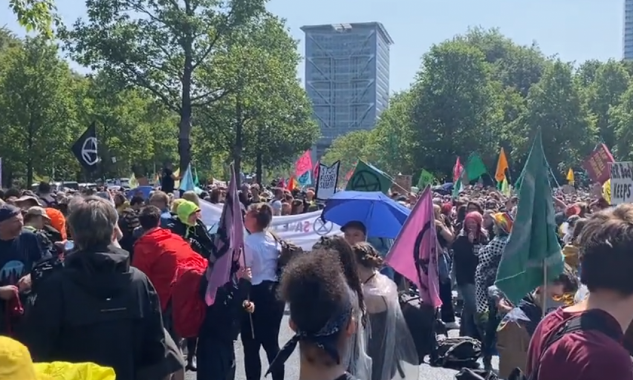 PROTEST protiv klimatskih promena u Holandiji: UHAPŠENO više od 1.500 LJUDI