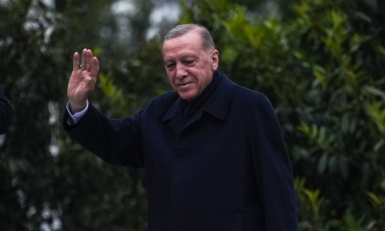 Erdogan proglasio POBEDU na predsedničkim izborima: Pristalice SLAVE na ulicama
