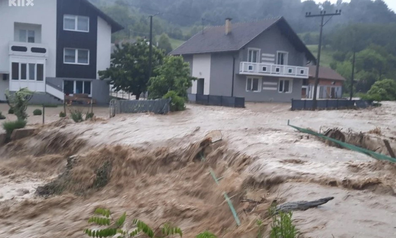 Veliko NEVREME zahvatilo istok Hrvatske i veći deo BIH: Bujice poplavile puteve, pojedini MAGISTRALNI PRAVCI neprohodni