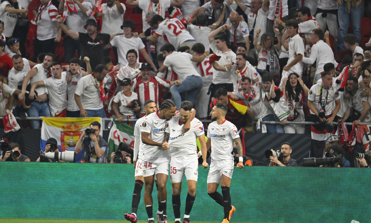 BIVŠI PAUNOVIĆEV KLUB TONE SVE DUBLJE! Sevilja "pregazila" Ovijedo!