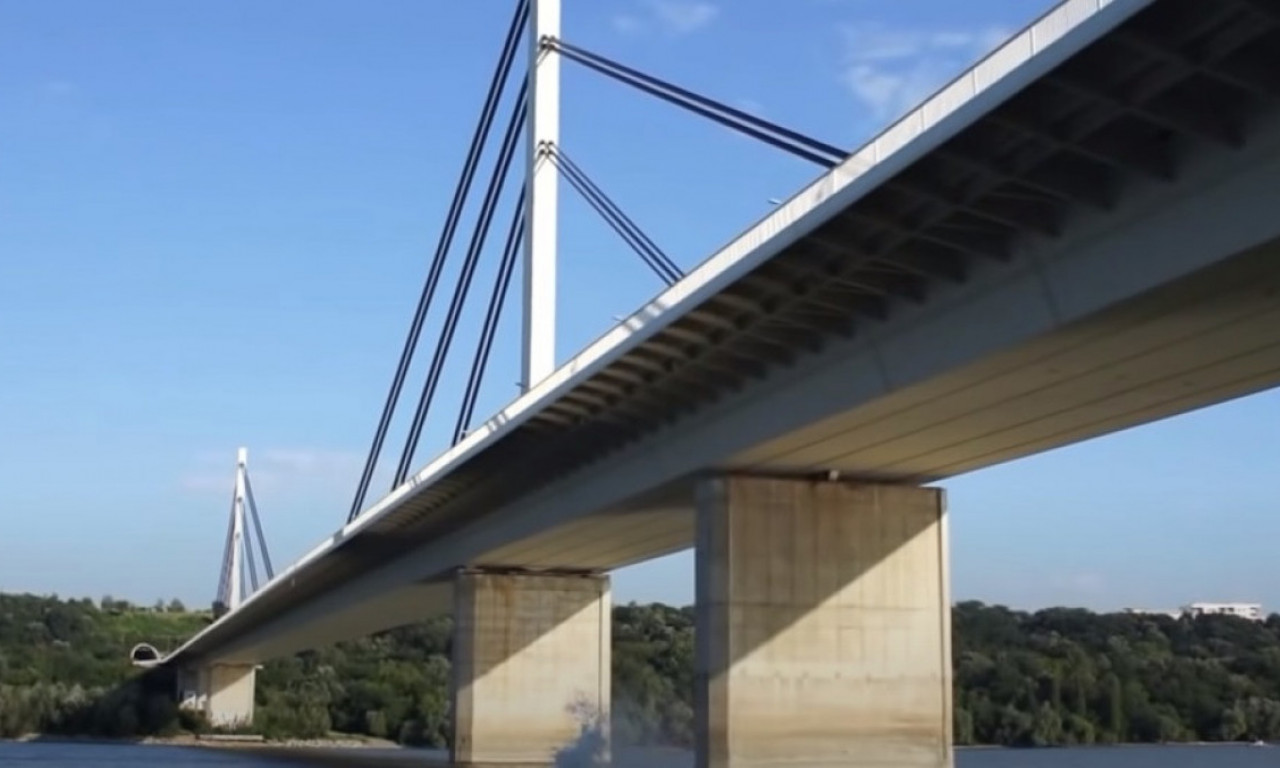 Zamalo TRAGEDIJA: Devojčica (15) skočila sa Mosta slobode u Novom Sadu