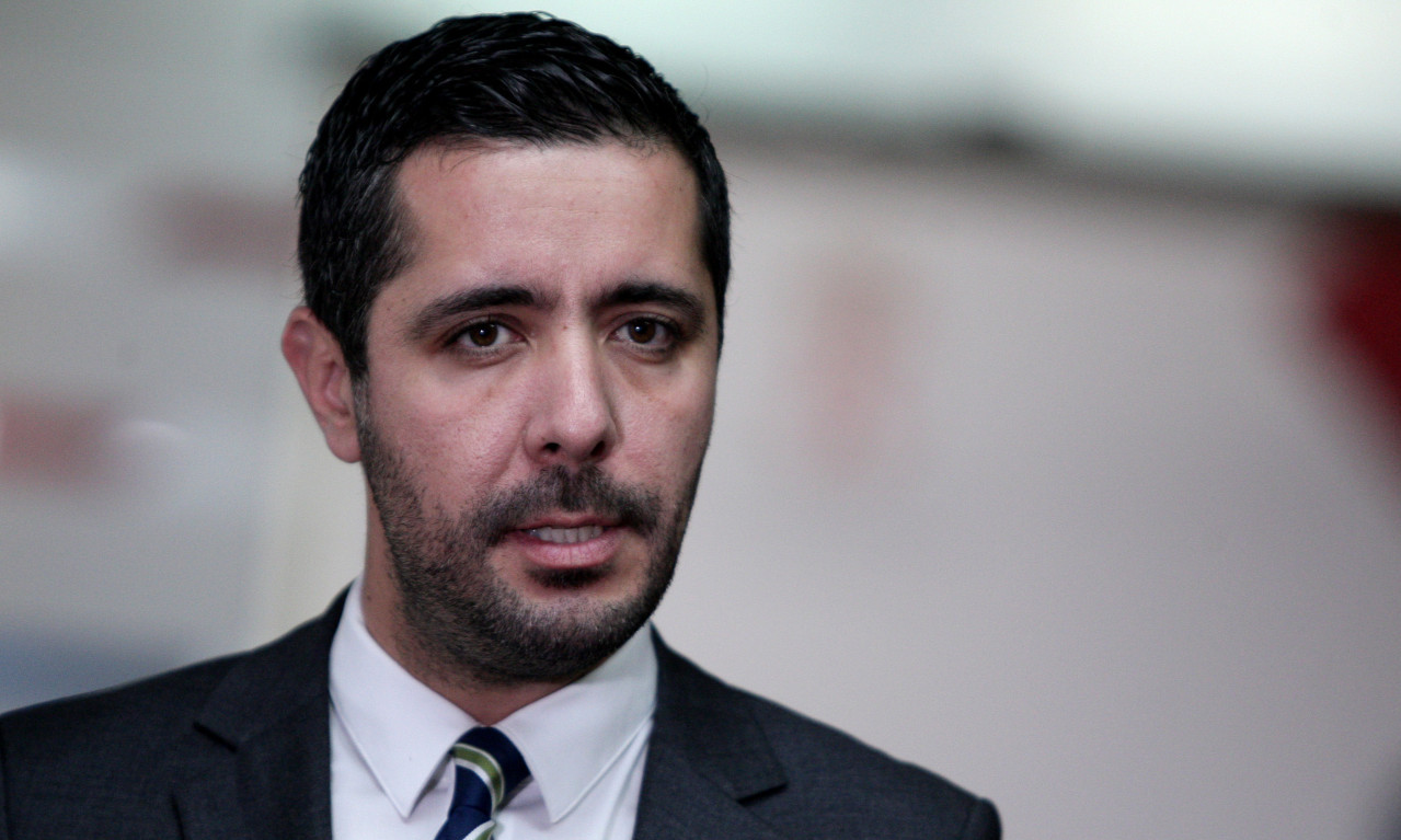 TOMISLAV MOMIROVIĆ SE OBRATIO JAVNOSTI PRVI PUT O KRIVIČNOM POSTUPKU KOJI SE VODI PROTIV NJEGA (FOTO)