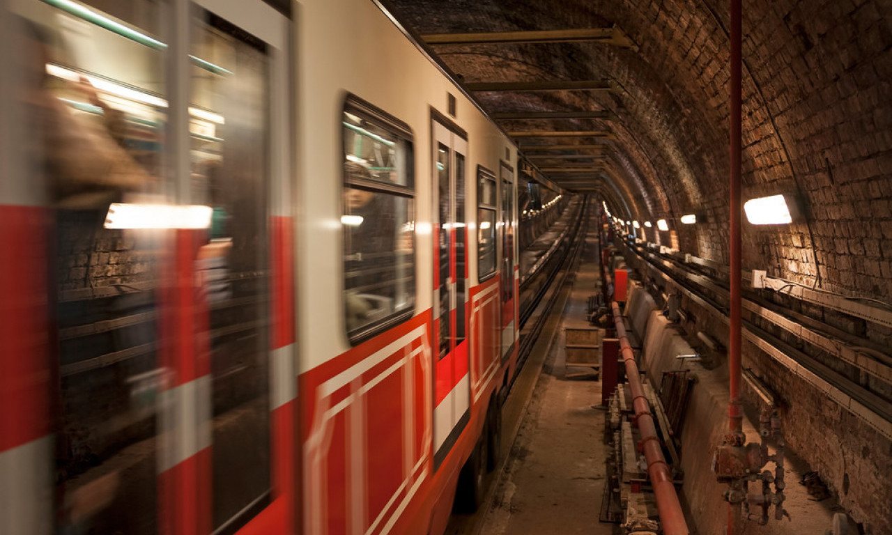 DRAMA U AUSTRIJI: Zapalio se voz u tunelu, VIŠE OD 50 PUTNIKA POVREĐENO