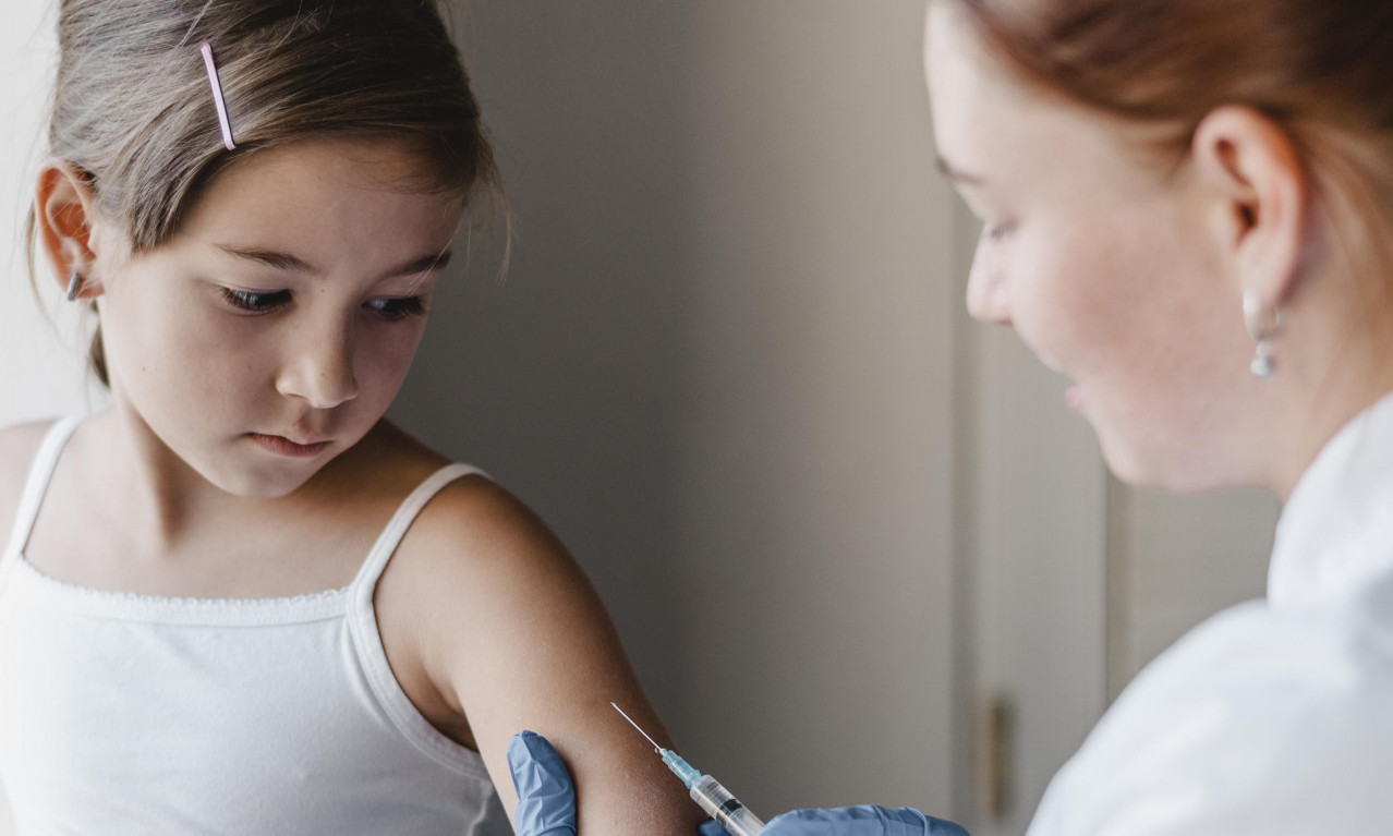 Do sada više od 25.000 DECE VAKCINISANO protiv HPV VIRUSA: Štiti od OPASNE BOLESTI koja godišnje odnese 450 žena