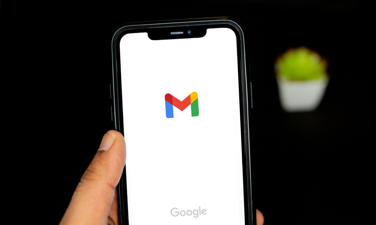 AKO KORISTITE GMAIL, MORATE DA ZAMENITE LOZINKU! Evo kako to da uradite u tri koraka