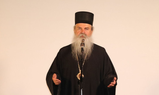 VLADIKA TEODOSIJE sa komandantom KFOR: Problemi na KOSMETU moraju MIRNO da se reše