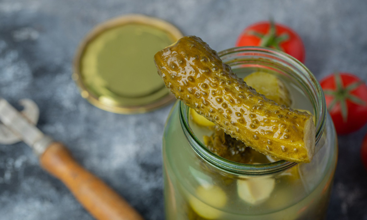 U KISELIM KRASTAVČIĆIMA PRONAĐEN OVAJ LEK Hitno povučeno 15 tona, alarmirana cela Evropa