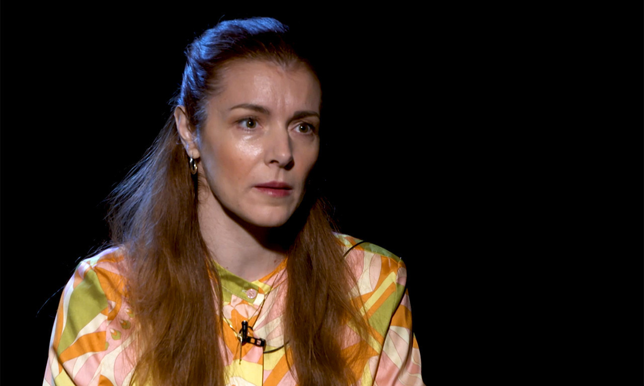 Bojana Stefanović u ulozi DEČAKA Sime: Mnogo mi je lakše, ZABAVNIJE i inspirativnije nego da igram FATALNE ŽENE