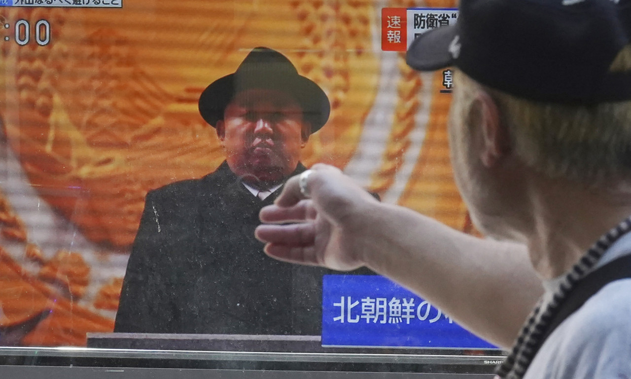 OVO JE OZBILJNO: Dok su najviši generali SAD, Japana i J. Koreje SASTANČILI, Kim LANSIRAO NAJMOĆNIJU RAKETU DO SADA