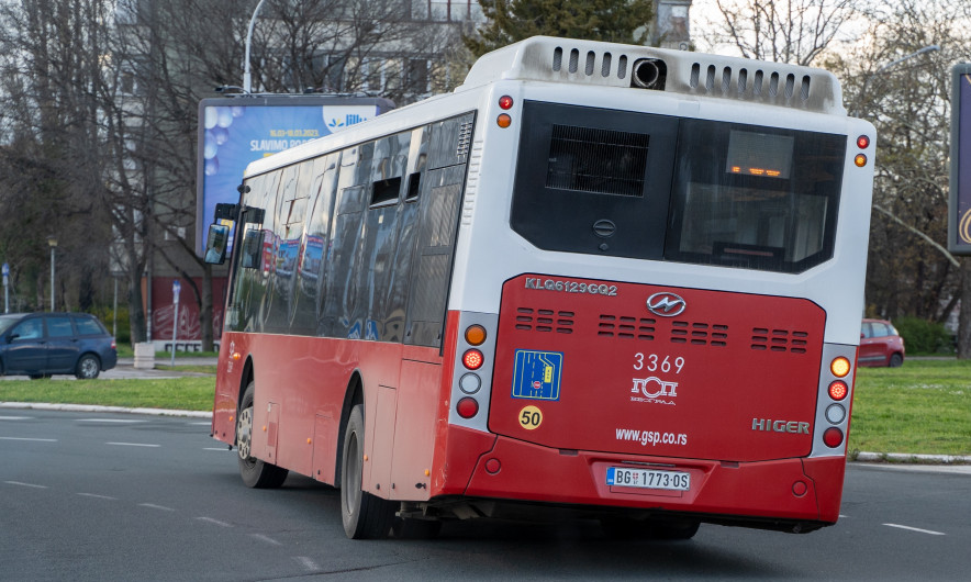 Zapalio se autobus na OBRENOVAČKOM PUTU