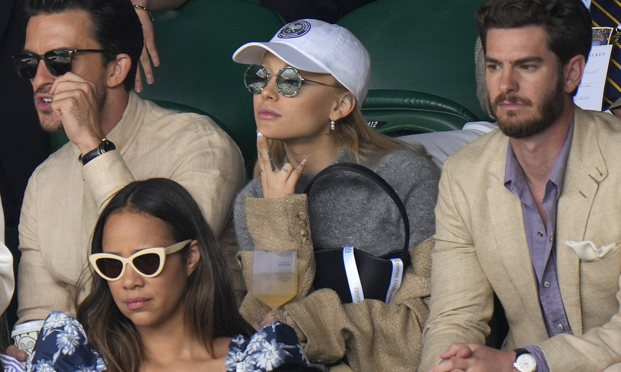 ARIANA Grande posle razvoda izlazi sa KOLEGOM: Šuška se da je zbog nje ostavio ženu