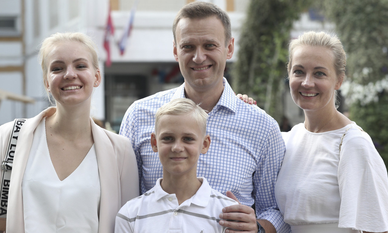 Porodica NE MOŽE DA SAHRANI Alekseja Navaljnog: Zatekao ih je NEVEROVATAN problem