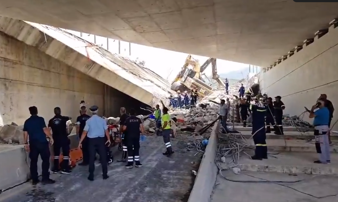 SRUŠIO SE MOST u Grčkoj: POGINULA najmanje jedna osoba, dve se vode kao NESTALE