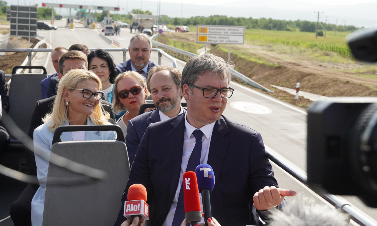 Vučić na otvaranju prve DEONICE Niš - Merdare: Ove godine otvorićemo STOTINE KILOMETARA auto-puteva