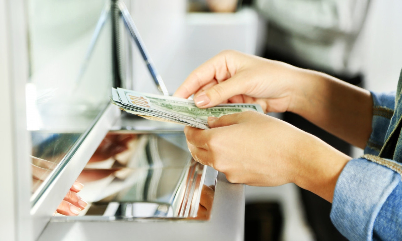 NBS OBJAVILA NOVI KURS Evo da li ima promene za one koji kupuju ili prodaju evre