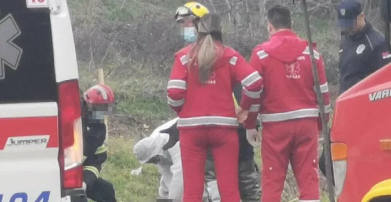 UŽAS kod Novog Pazara: TINEJDŽERU amputiran PALAC posle EKSPLOZIJE improvizovane KLOPKE za krtice