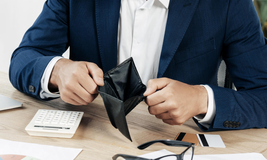 KAKO DA UŠTEDITE PRED PRAZNIK: "Penzioneri prepoznaju na šta se ne troši novac..."