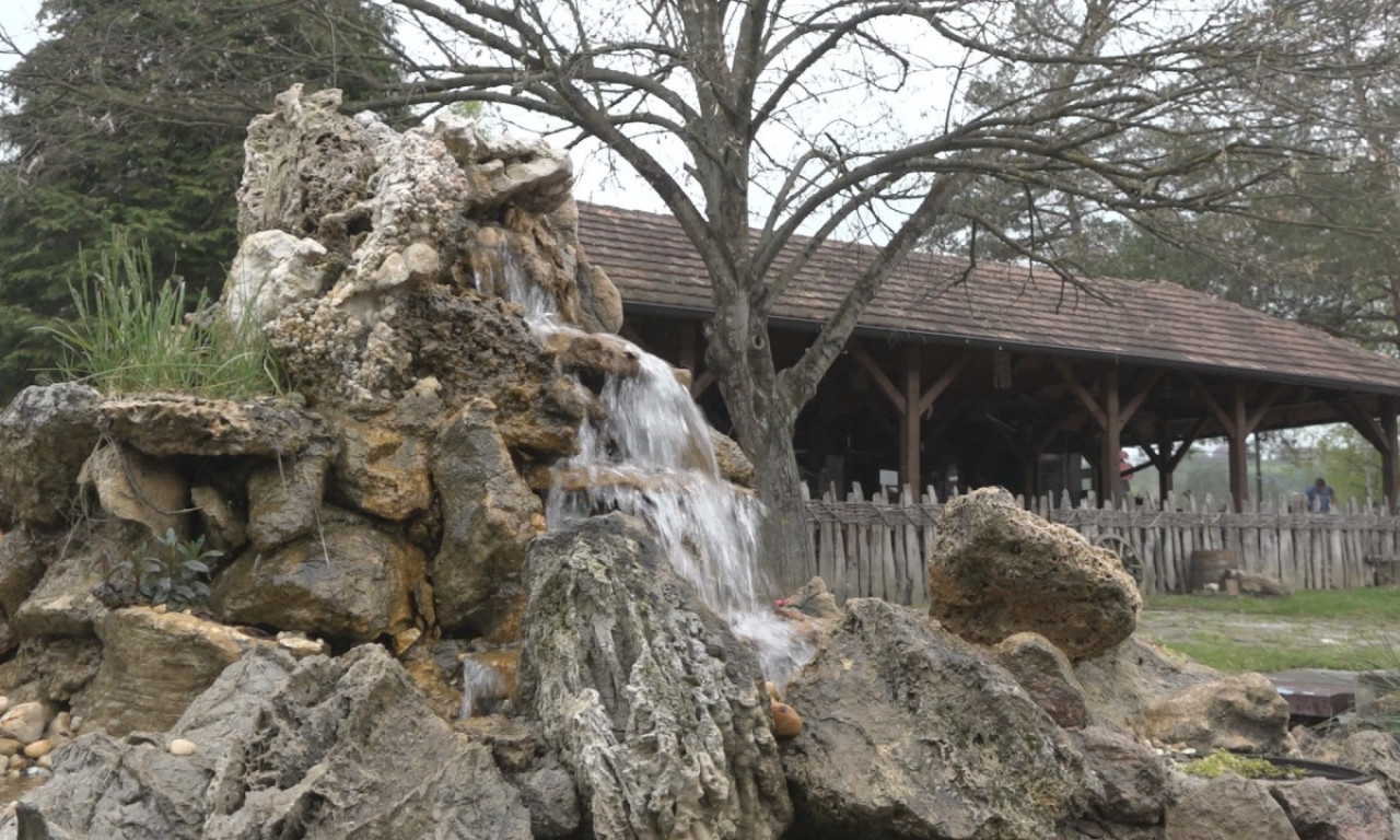 OVE LEKOVITE VODE U SRBIJI MOŽETE DA NATOČITE ZA MALO NOVCA! Otkrijte gde su čuveni izvori i kako da do njih stignete