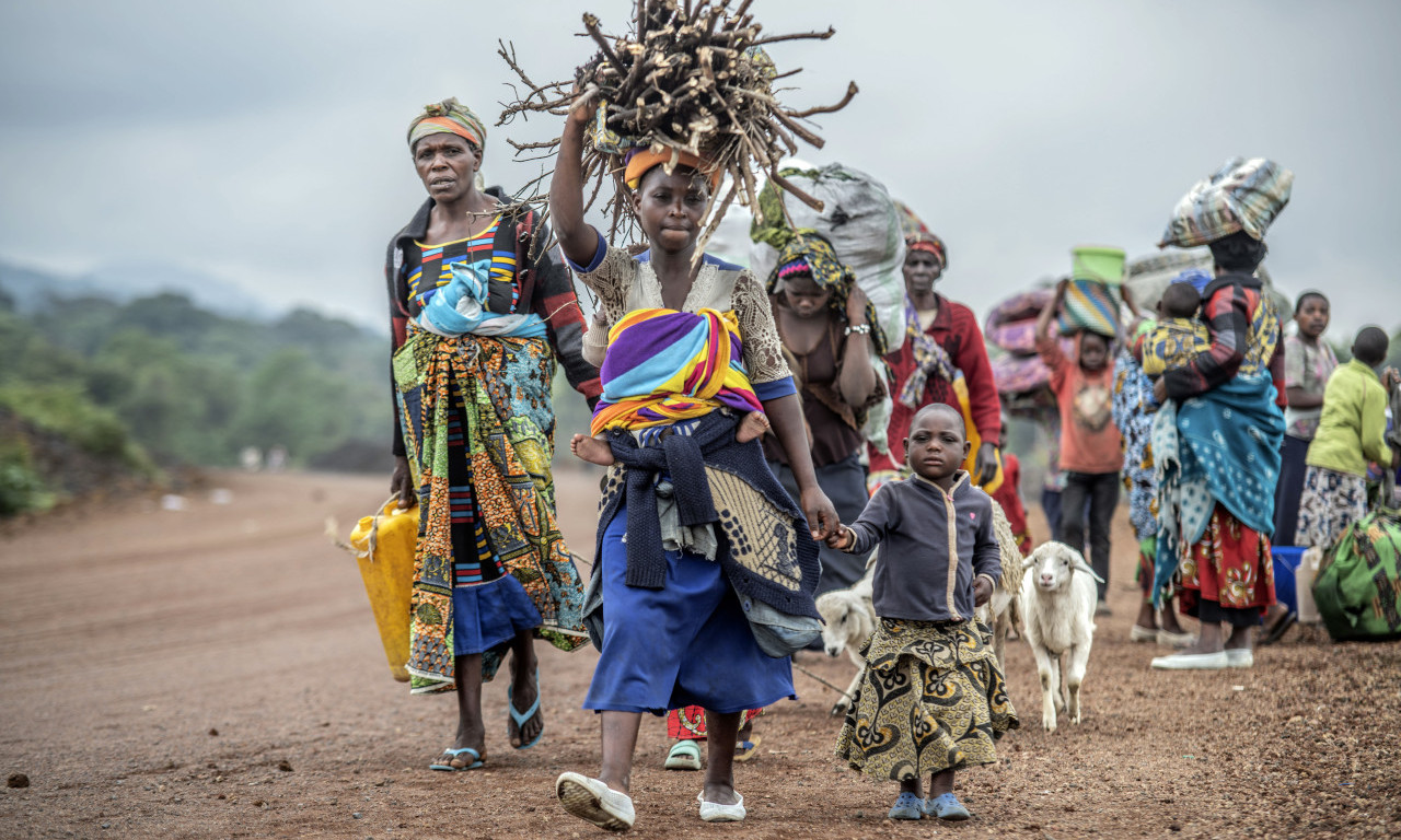 POGINULO sedmoro DECE u POŽARU u kampu za ŽRTVE poplava u Kongu