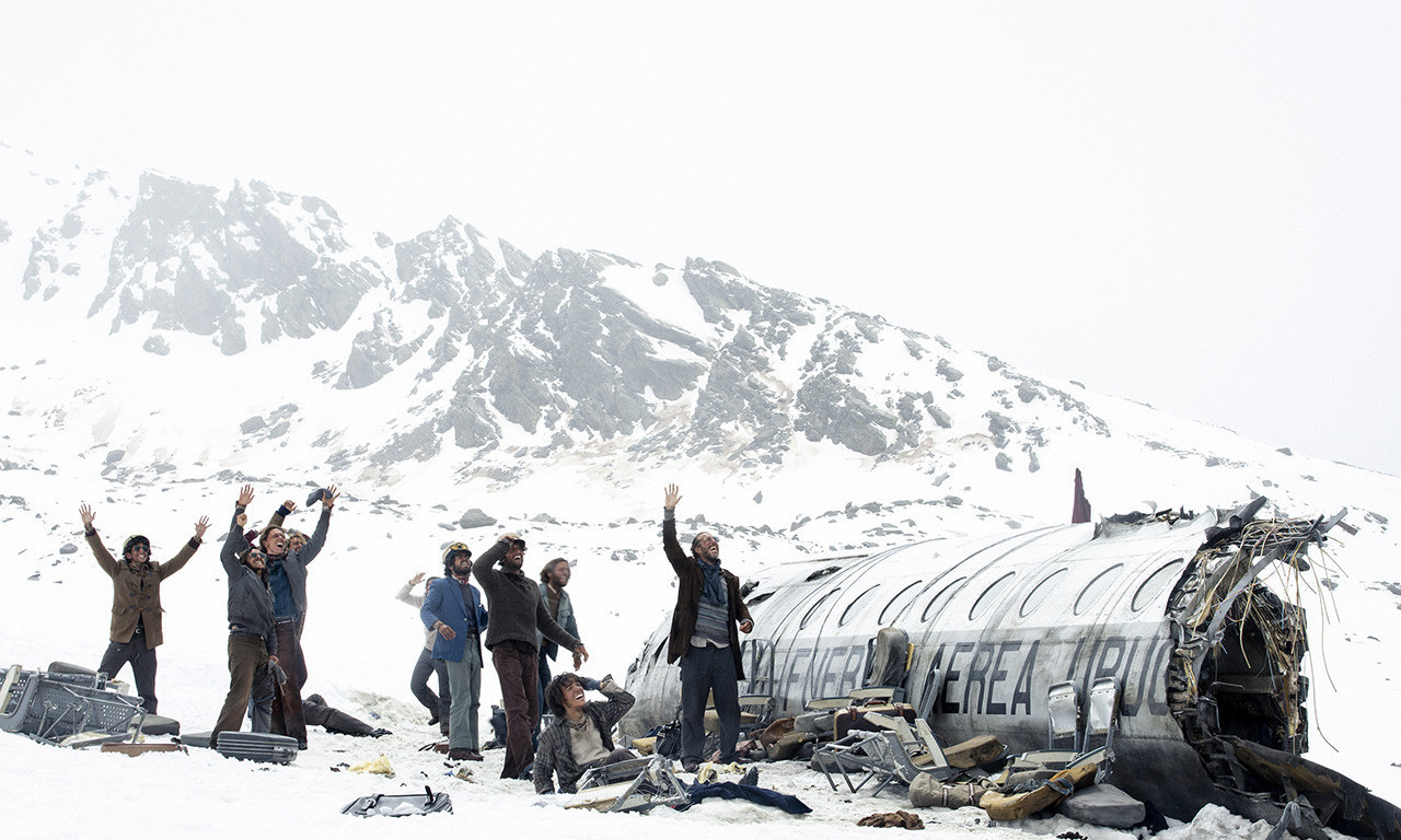 Intenzivan i ZASTRAŠUJUĆI: Film "Society Of The Snow" donosi ISTINITU priču o PREŽIVELIMA u padu aviona u Andima