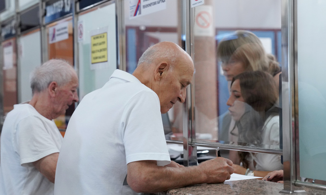 PENZIONERI, ŠTA SE SVE PROMENILO U 2025. ZA VAS? Proverite sve uslove i da li vam se isplati da odete ranije u penziju