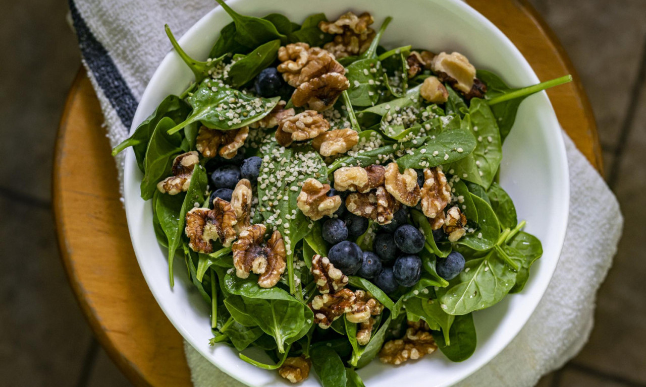 POSLE 30. GODINE OVO JE NAMIRNICA KOJU TREBA DA JEDETE ČEŠĆE Mali zalogaj koji čuva srce, mozak i energiju