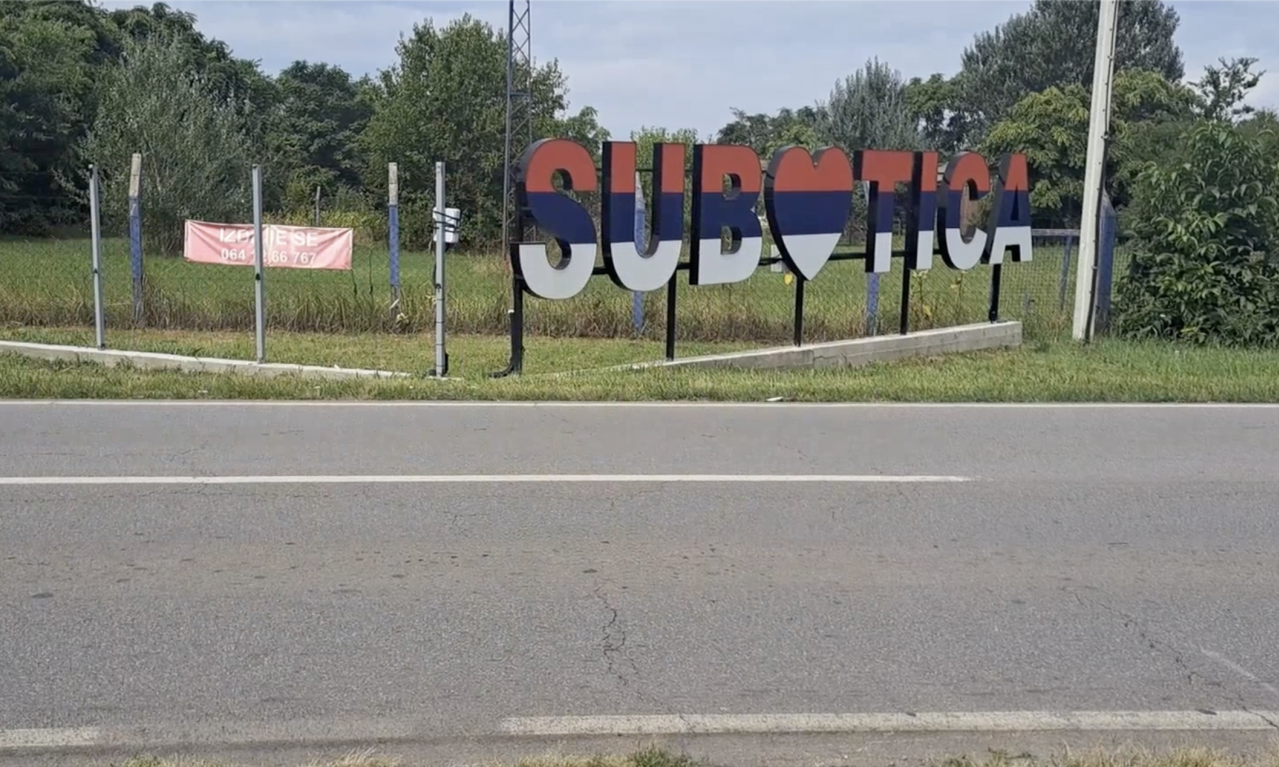 VANDALSKI čin na PALIĆU: Uništen natpis "SUBOTICA"  na mađarskom jeziku