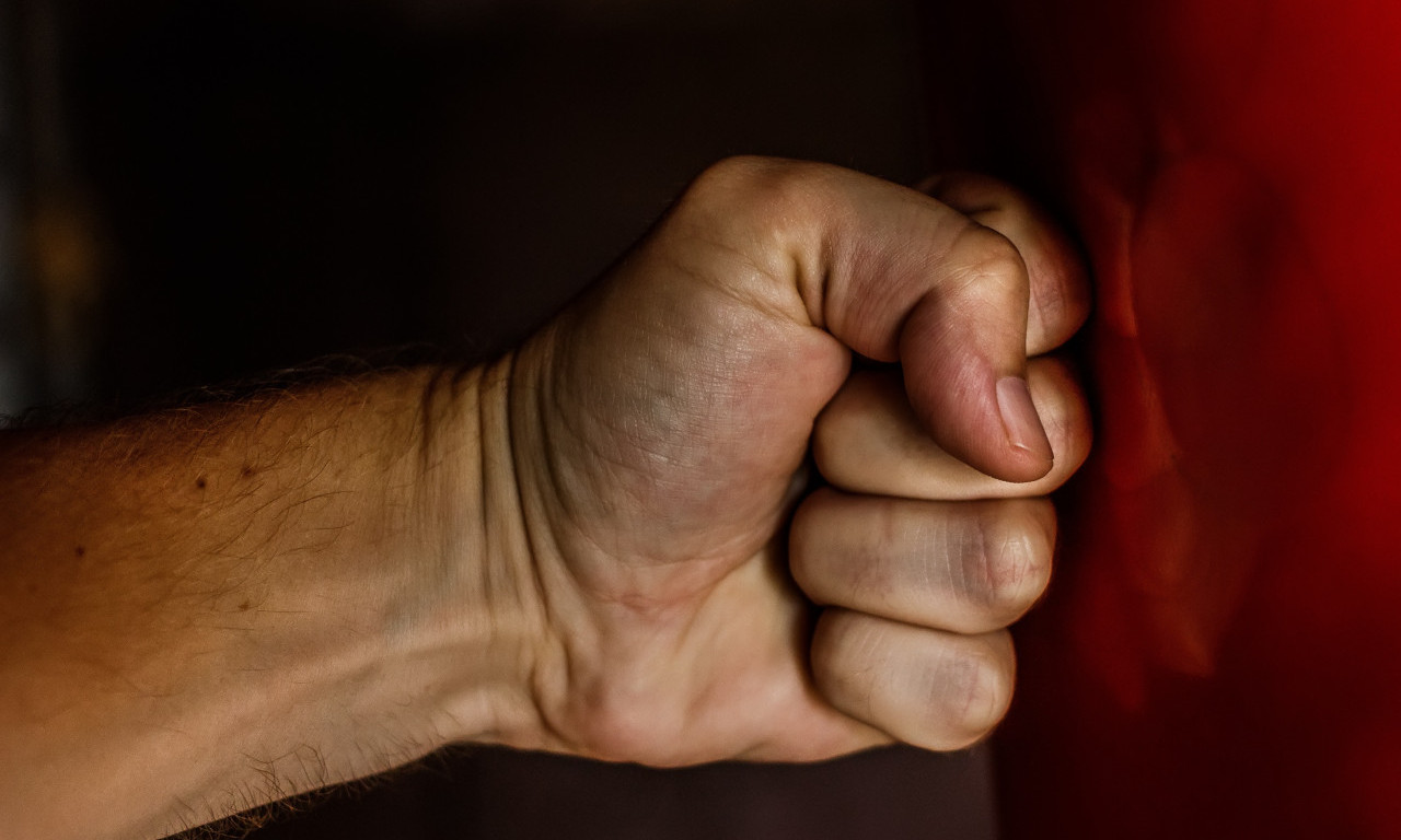 JEZIV SLUČAJ PORODIČNOG NASILJA? Teško povređeni dečak (3) dovezen u Mostar, sumnja se na zlostavljanje