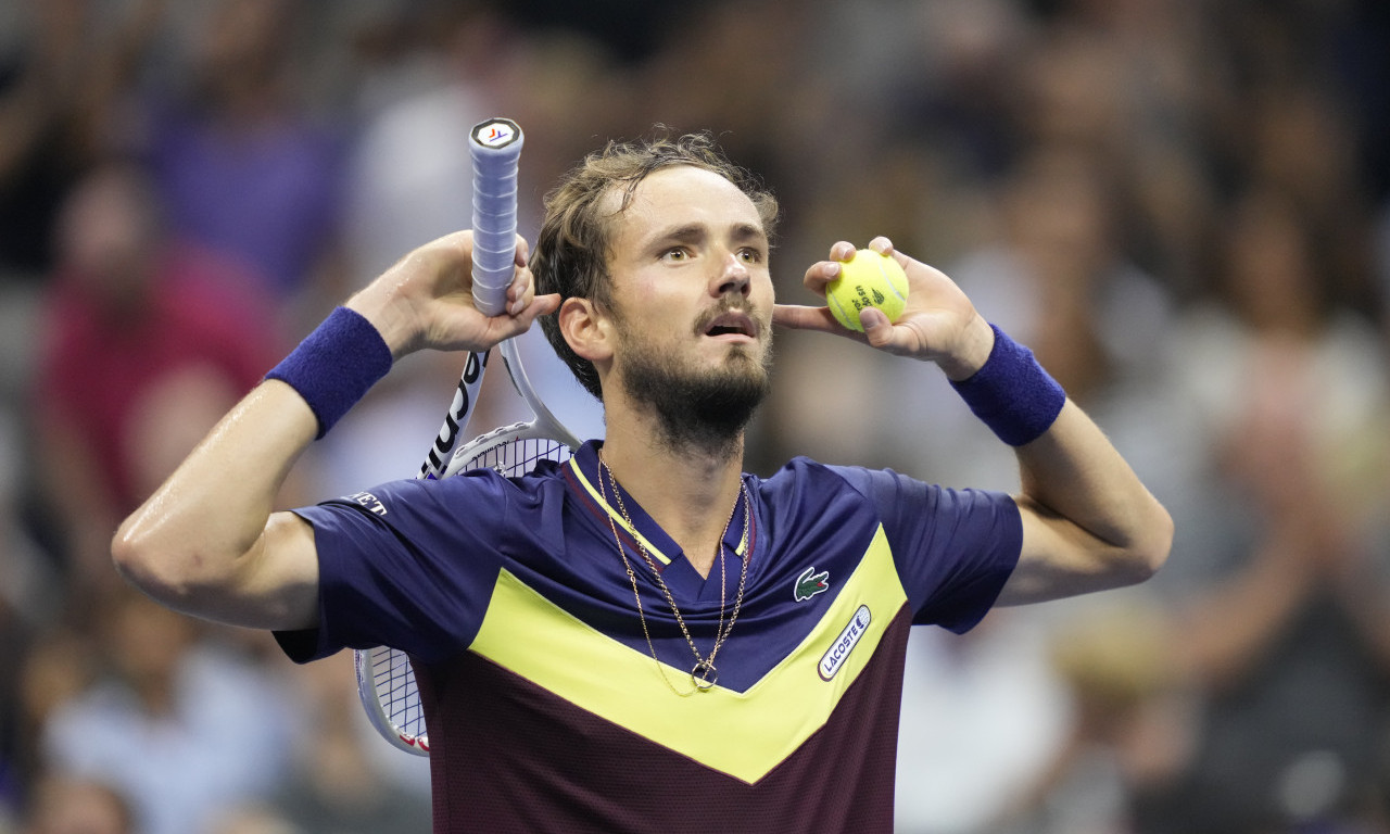 NEVEROVATNO ALI ISTINITO! Medvedev osvojio titulu posle 882 dana "pauze"