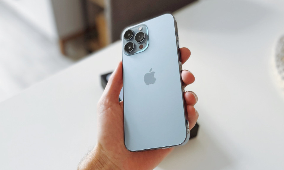 SPREMA SE NOVI IPHONE 17 PRO Evo zbog čega će svi želeti da ga naruče već u septembru!