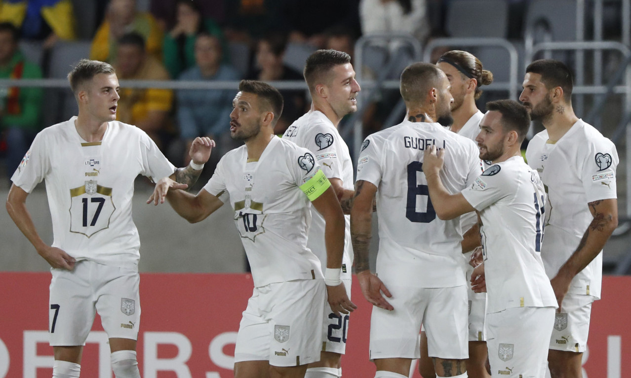 ORLOVI se iskupili za PORAZ od Mađara: MITROVIĆ HET-TRIKOM doneo Srbiji tri boda u LITVANIJI