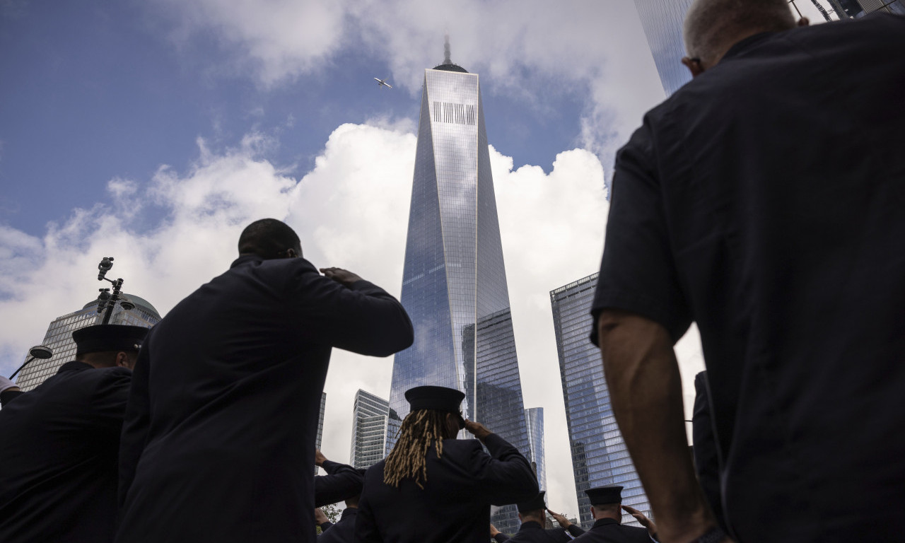 DAN kada je SVET zanemeo od šoka: OBELEŽENA 22. godišnjica TERORISTIČKOG NAPADA 11. septembra u SAD