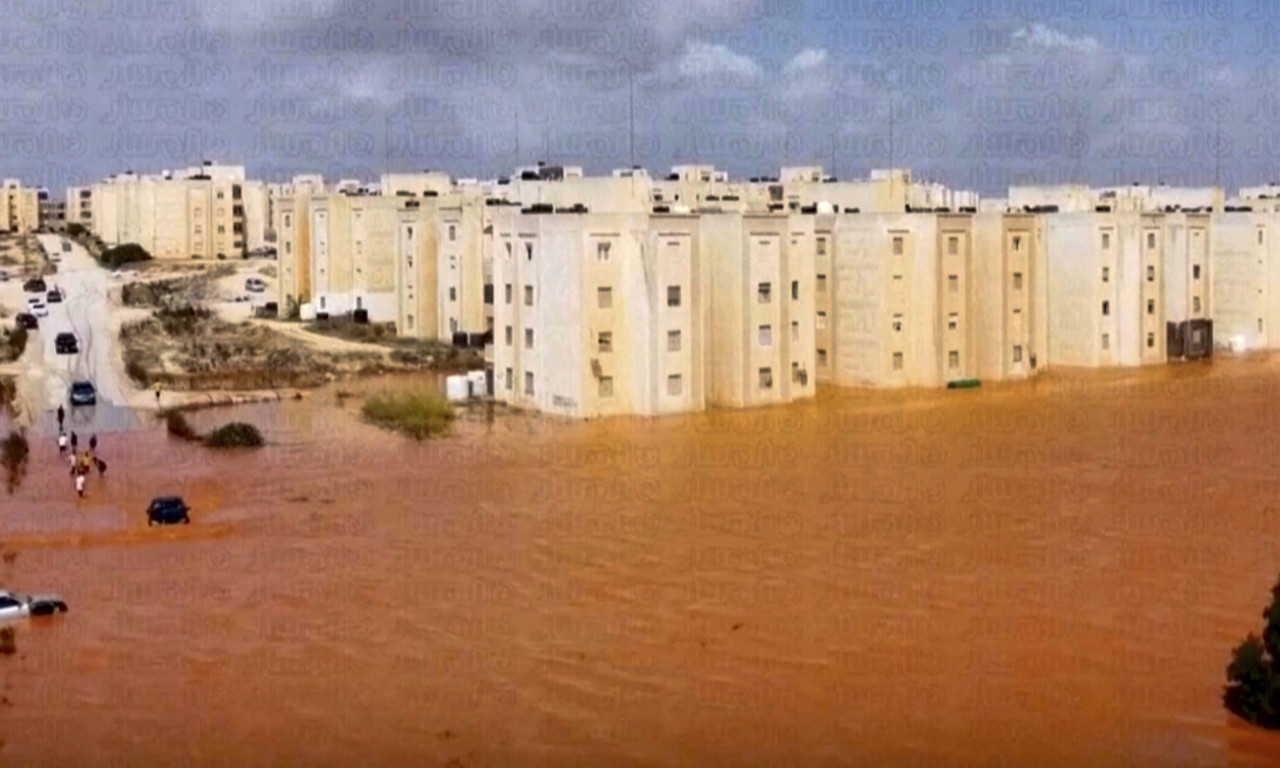 NESTALO 10.000, a poginulo više od 2.000 ljudi U POPLAVAMA u Libiji: PUKLA BRANA, voda nosila ČITAVA NASELJA
