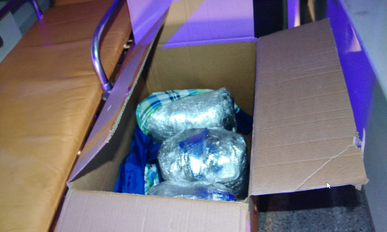 Objavljene FOTKE droge nađene u SANITETU: Vozač priveden