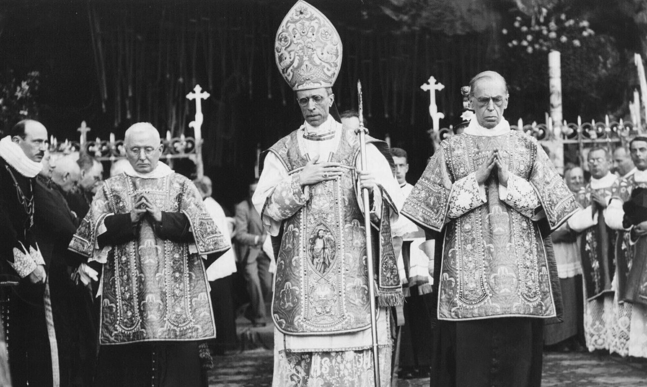 Italijanski mediji OTKRILI ISTINU: Pronađen dokaz da je papa Pije XII imao DETALJNE INFORMACIJE O HOLOKAUSTU