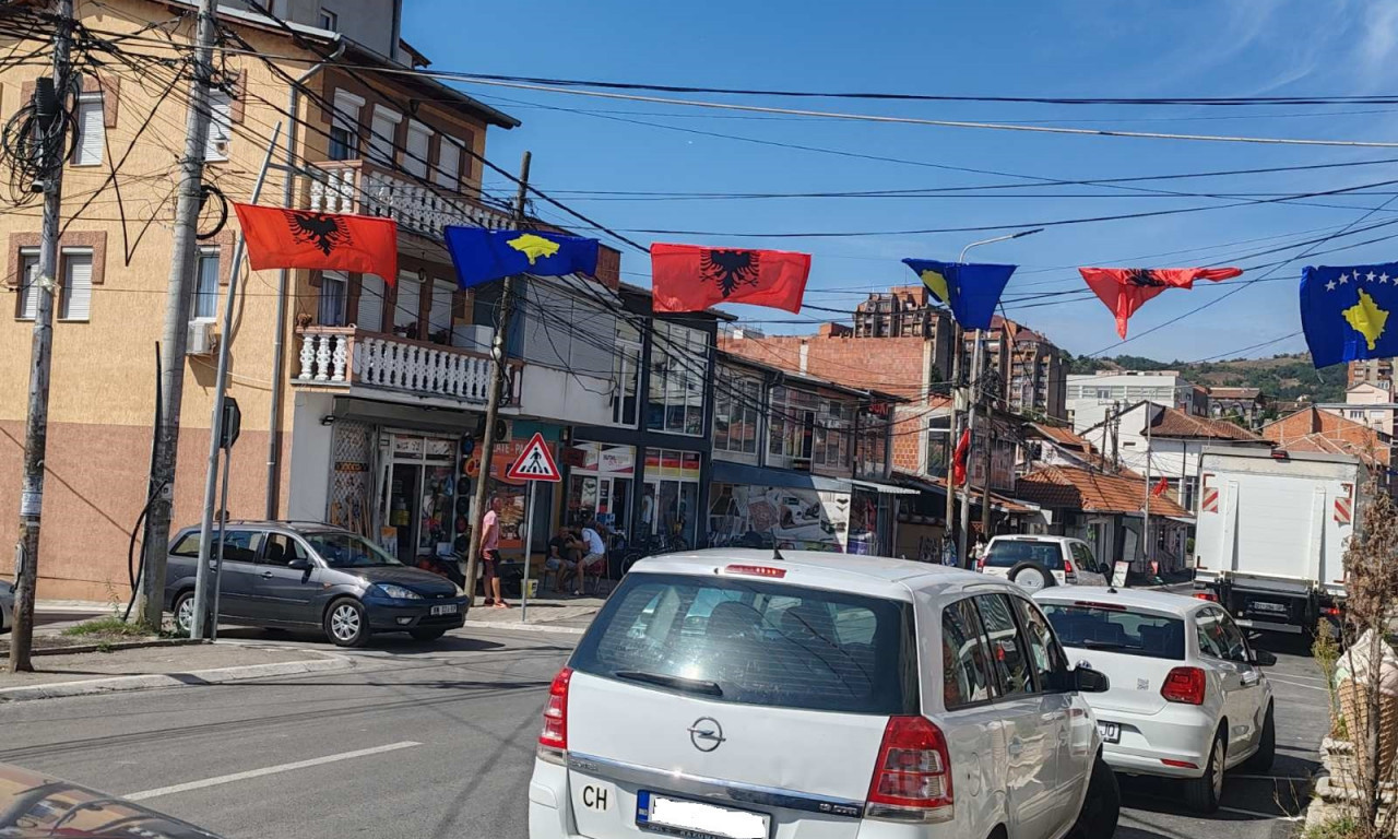 U Kosovskoj Mitrovici POČELO PRIKUPLJANJE POTPISA za SMENU gradonačelnika! Evo koliko ih je potrebno