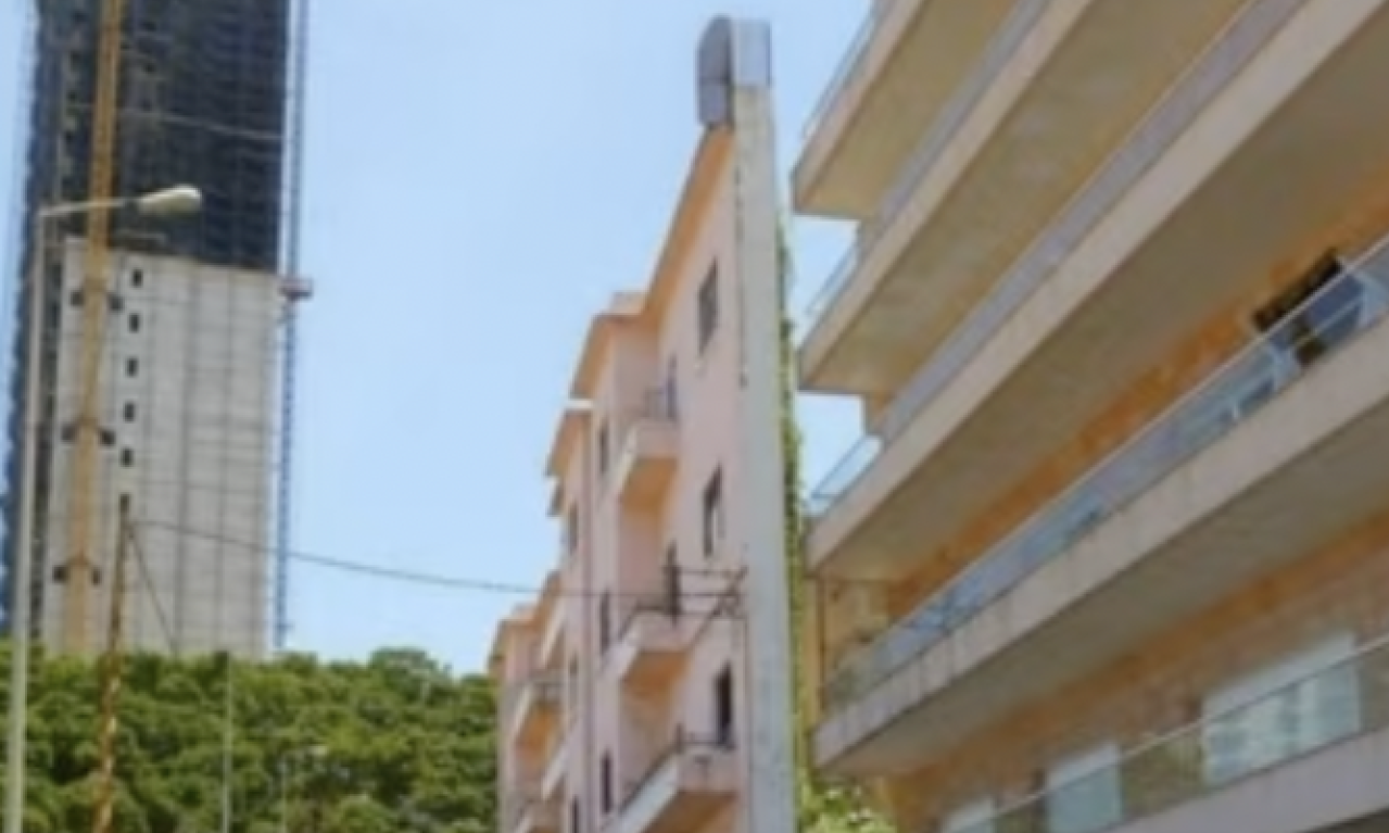 Široka je samo 60 CENTIMETARA: Najtanja ZGRADA na svetu je sagrađena IZ INATA dva brata