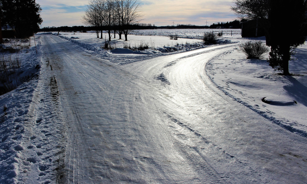 Klima načisto  ODLEPILA: Ludo vreme u Švedskoj - na severu NAJVEĆI SNEG u 120 godina, na jugu zemlje +25