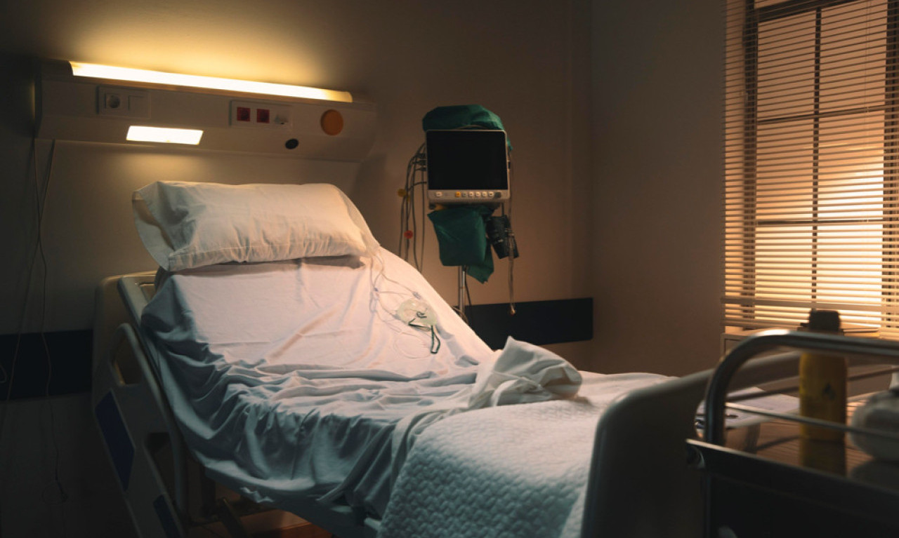 PREMINULA JOŠ JEDNA PACIJENTKINJA ZBOG POŽARA U DOMU PENZIONERA Broj žrtava u Tuzli porastao na 13