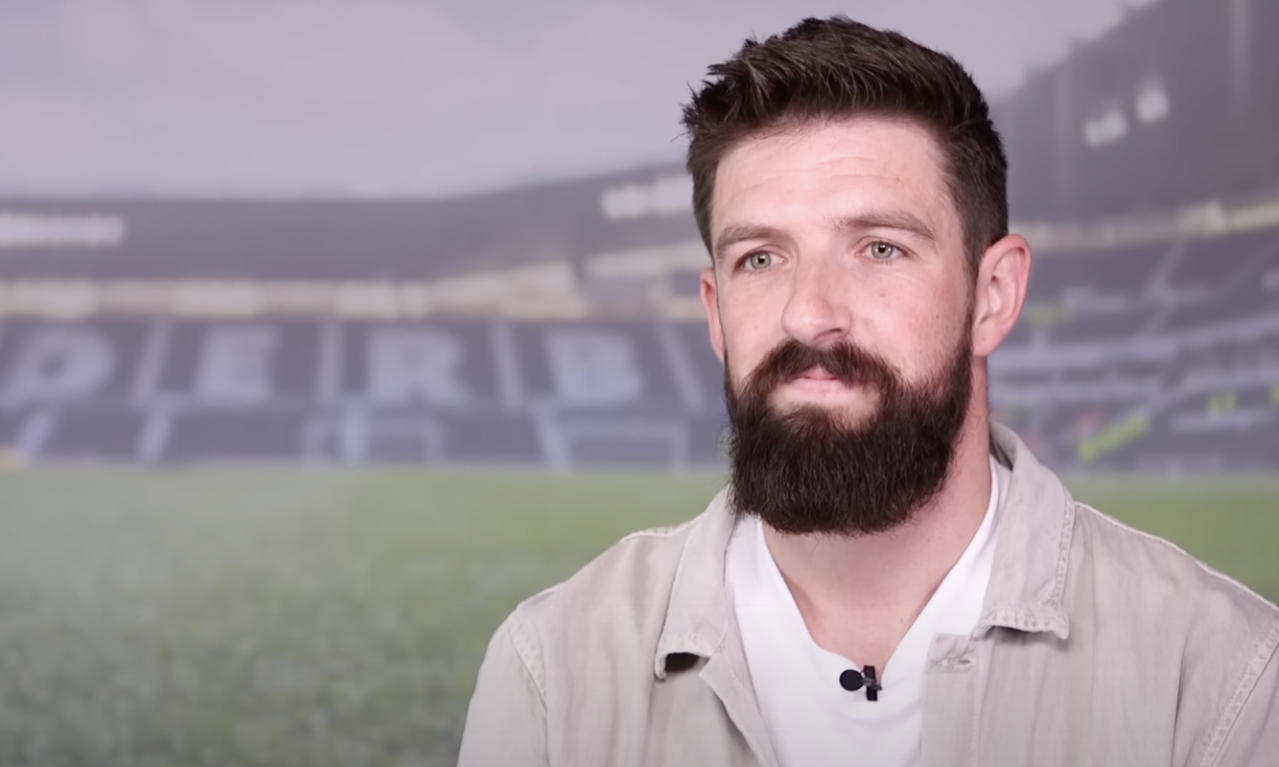 FOTOGRAFIJA koja će slomiti i NAJTVRĐA srca: Fudbaler se VENČAO pre tri meseca, njegove supruge VIŠE NEMA