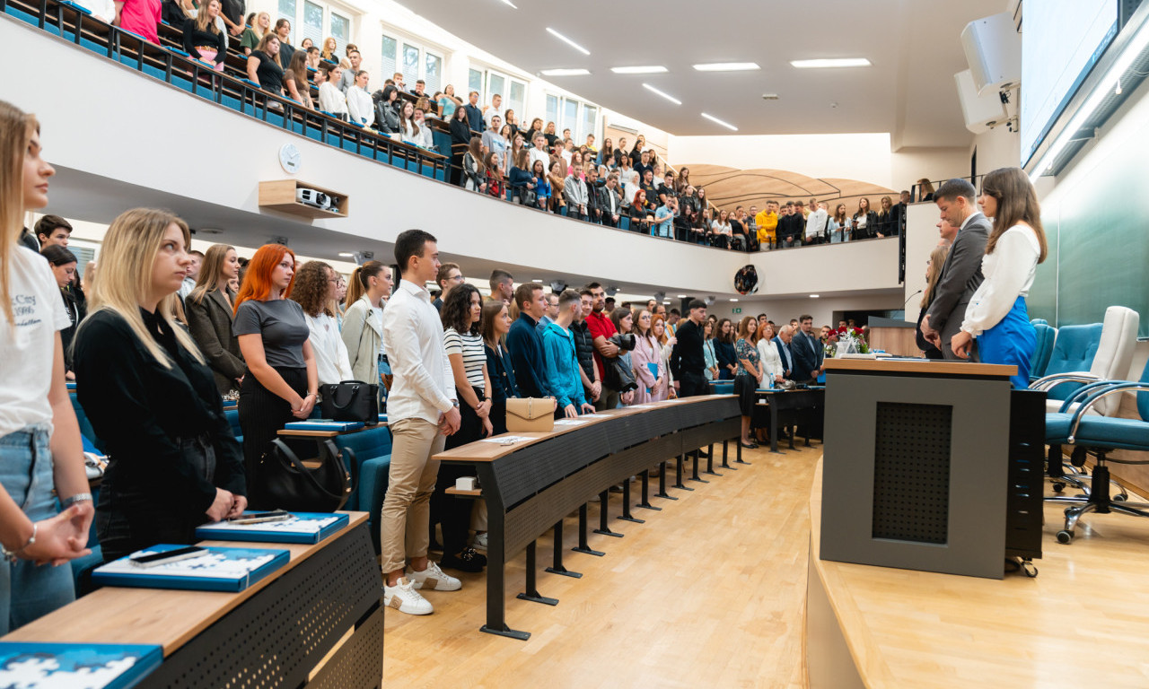 NEIZVESTAN UPIS I NOVIH STUDENATA: Sve manje nade za nastavak godine!