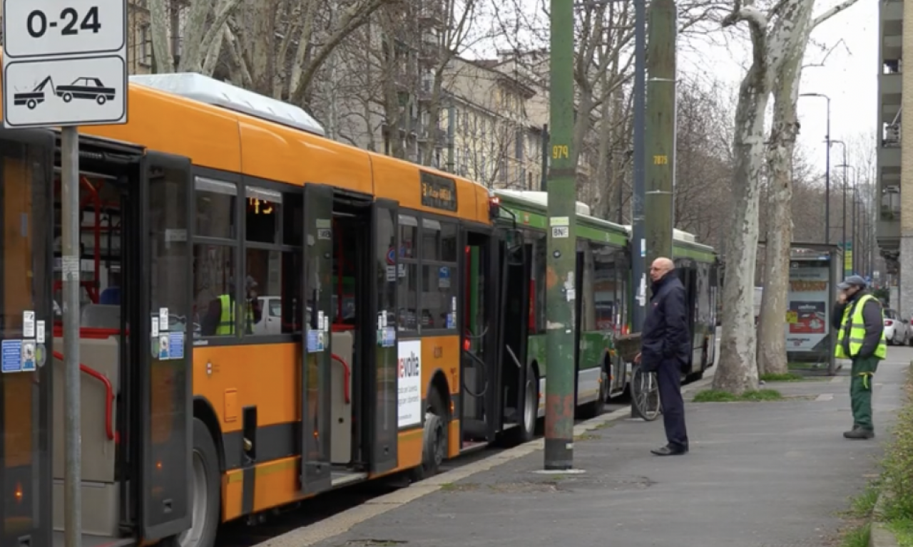 Milano misli na sigurnost BICIKLISTA: Grad uvodi SENZORE za "mrtve uglove" na autobusima i kamionima